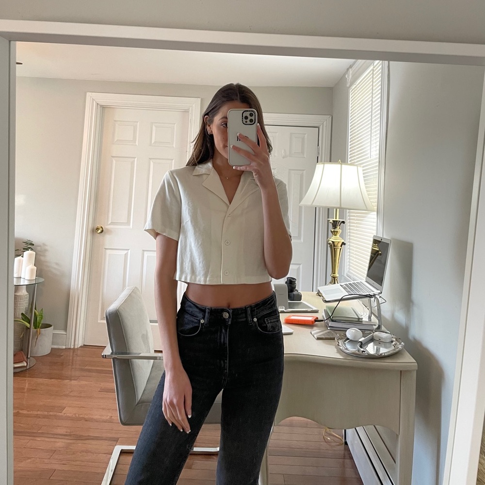 Brandy Melville cropped collar shirt white